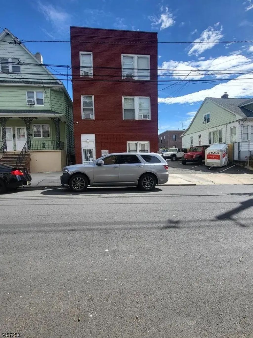212 John St, Elizabeth City
