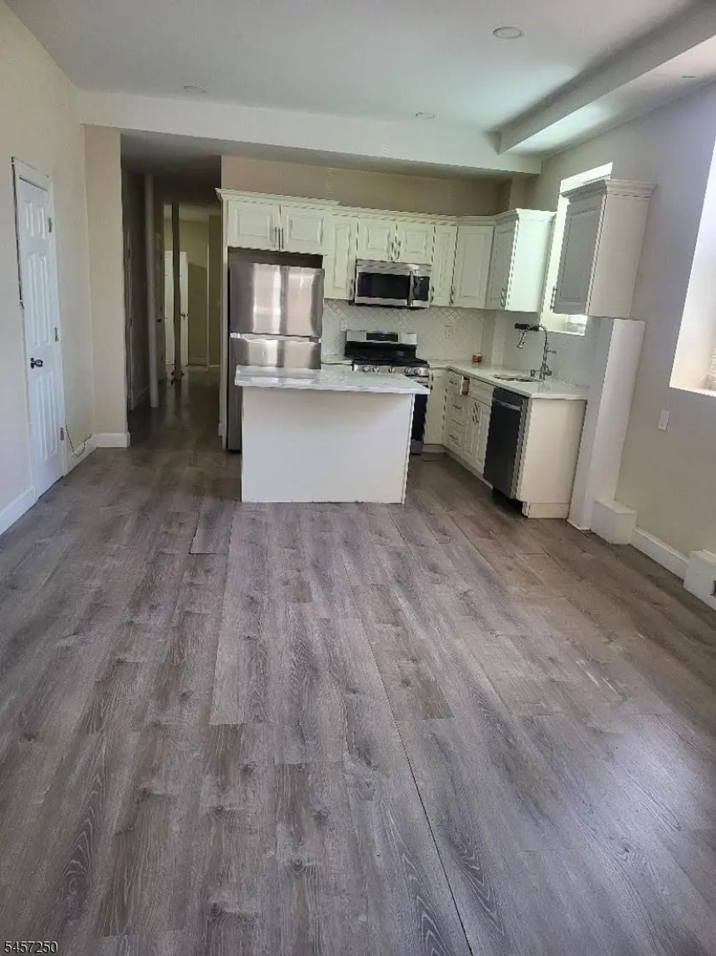 212 John St, Elizabeth City