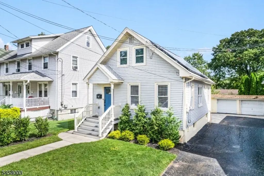 81 Burnside Ave, Cranford Twp.