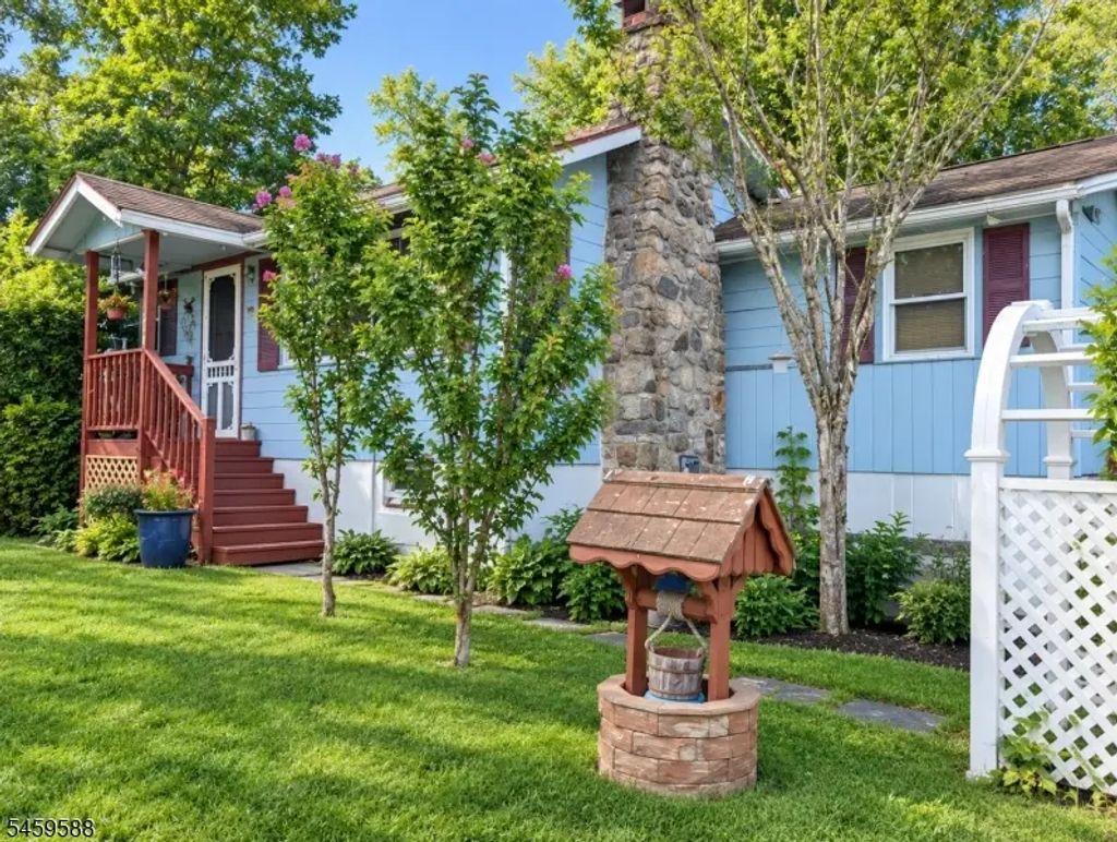 218 Squam Rd, Vernon Twp.