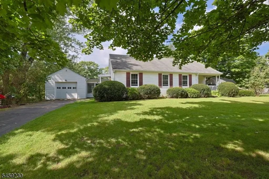 94 Broad St, Frankford Twp.