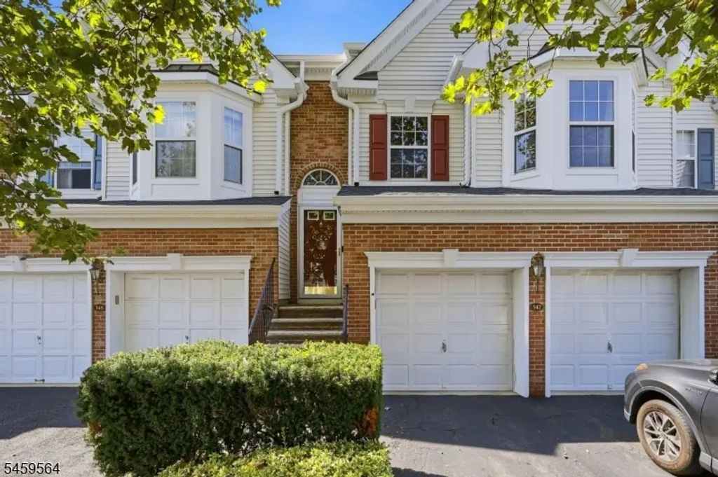 347 Winthrop Dr, Nutley Twp.
