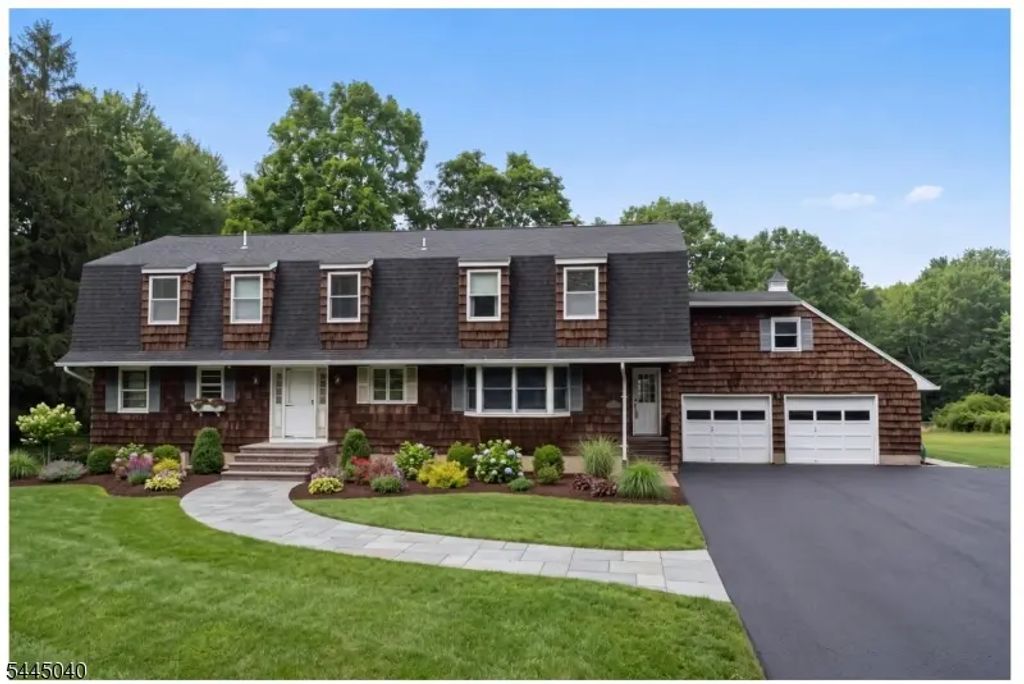 381 Drakestown Rd, Washington Twp.