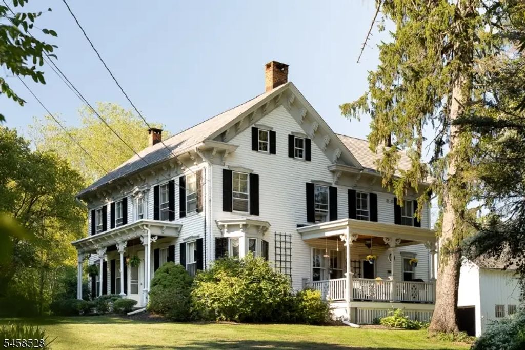 601 Route 173, Greenwich Twp.