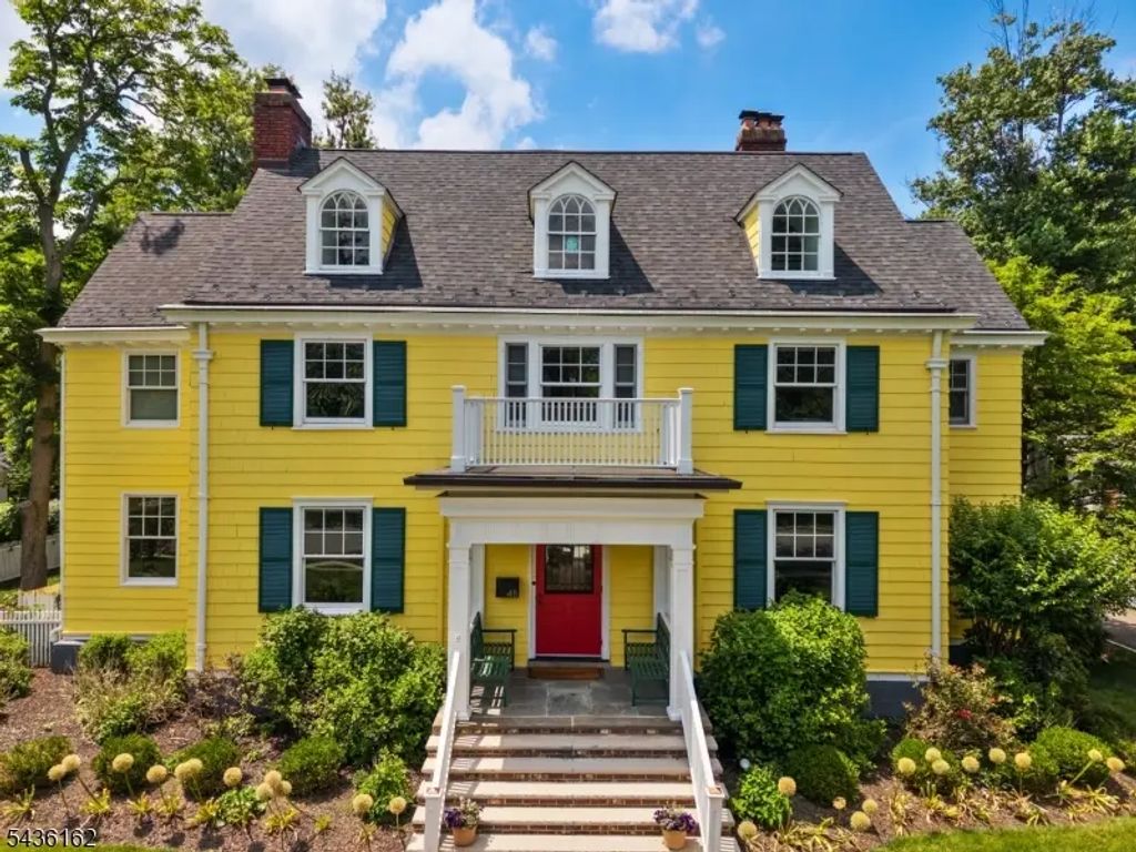 48 Edgemont Rd, Montclair Twp.