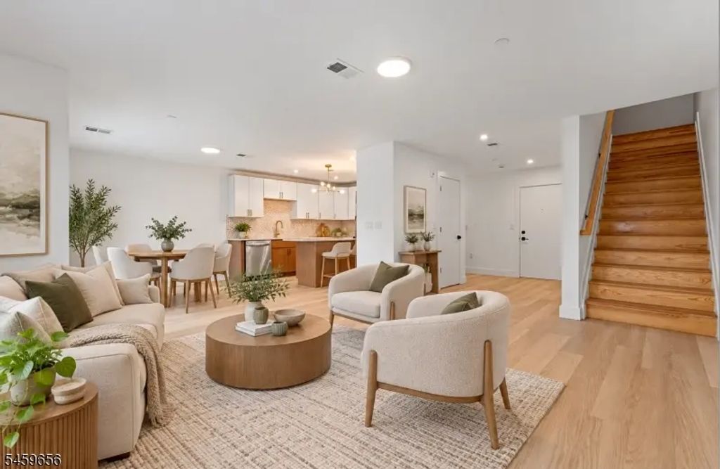 645 S 10th St Unit 1, Newark City