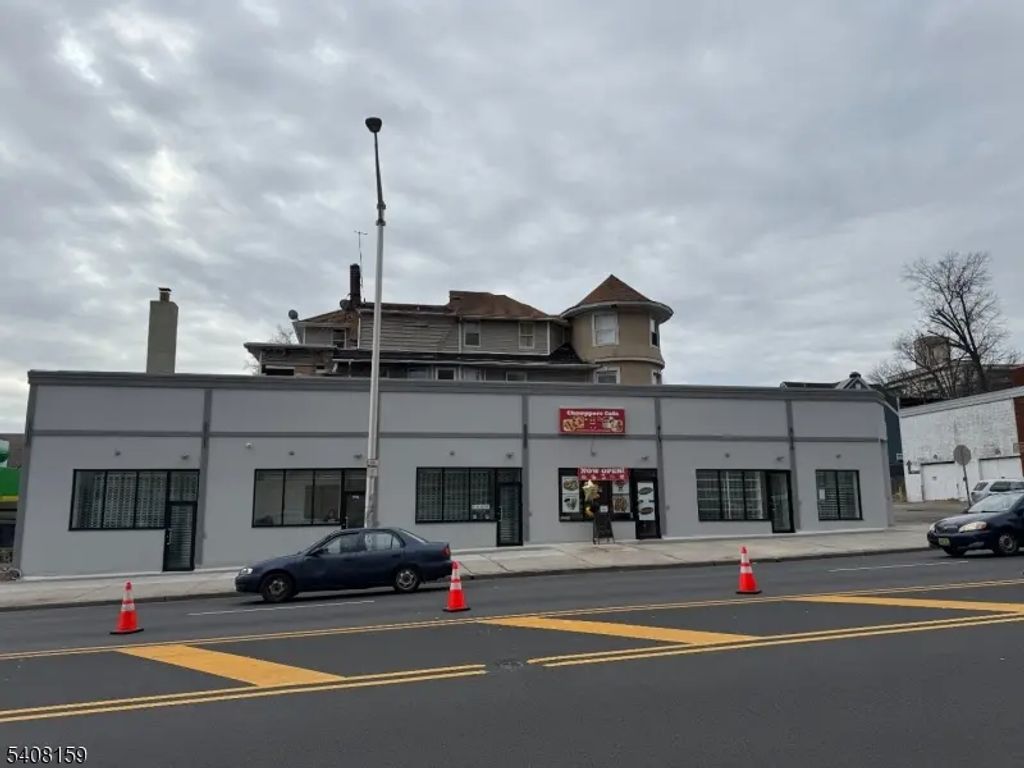 225 Central Ave, East Orange City