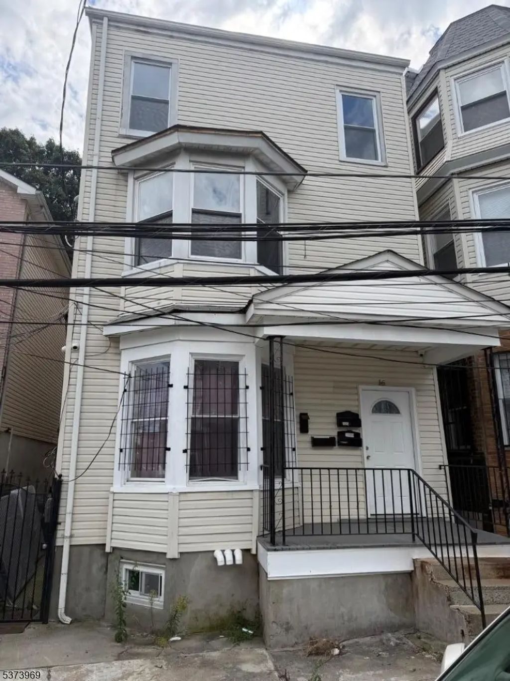 16 Taylor St, Newark City