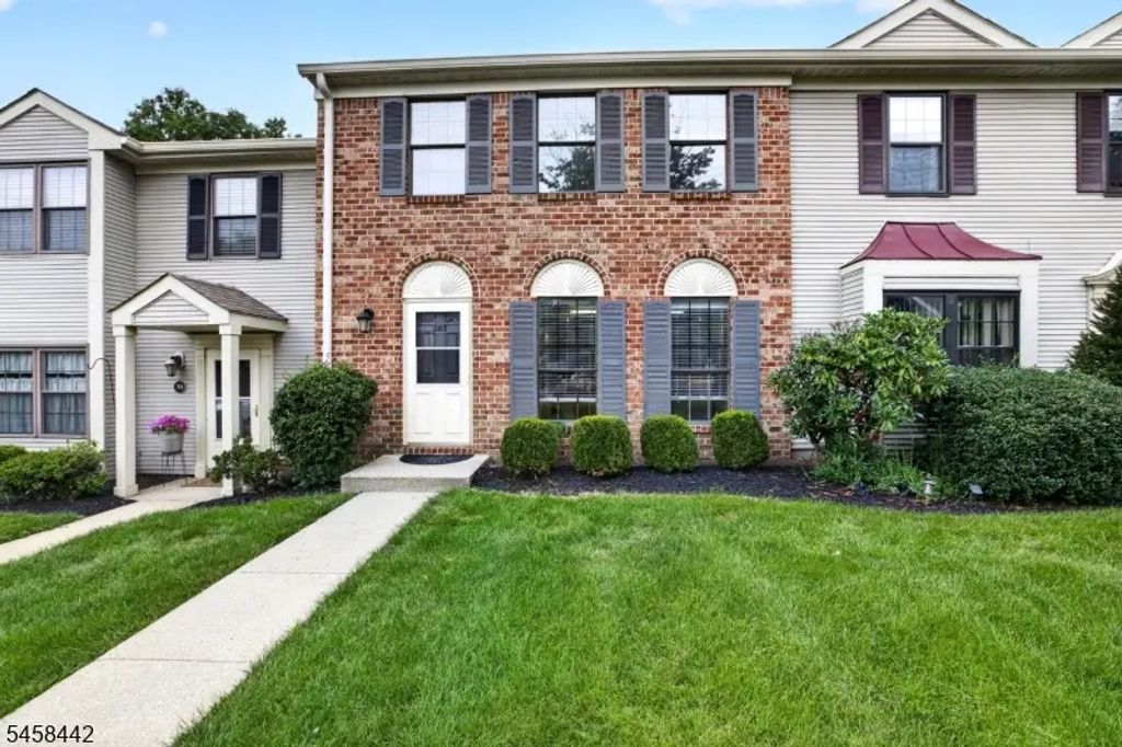 283 English Pl, Bernards Twp.