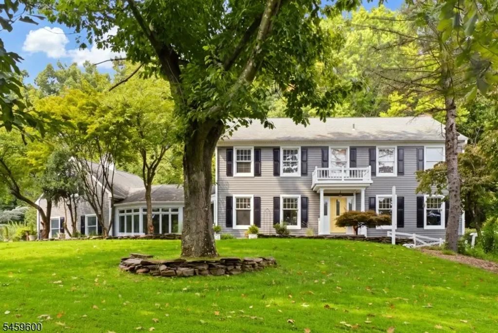 6 Fawn Ridge Rd, Clinton Twp.