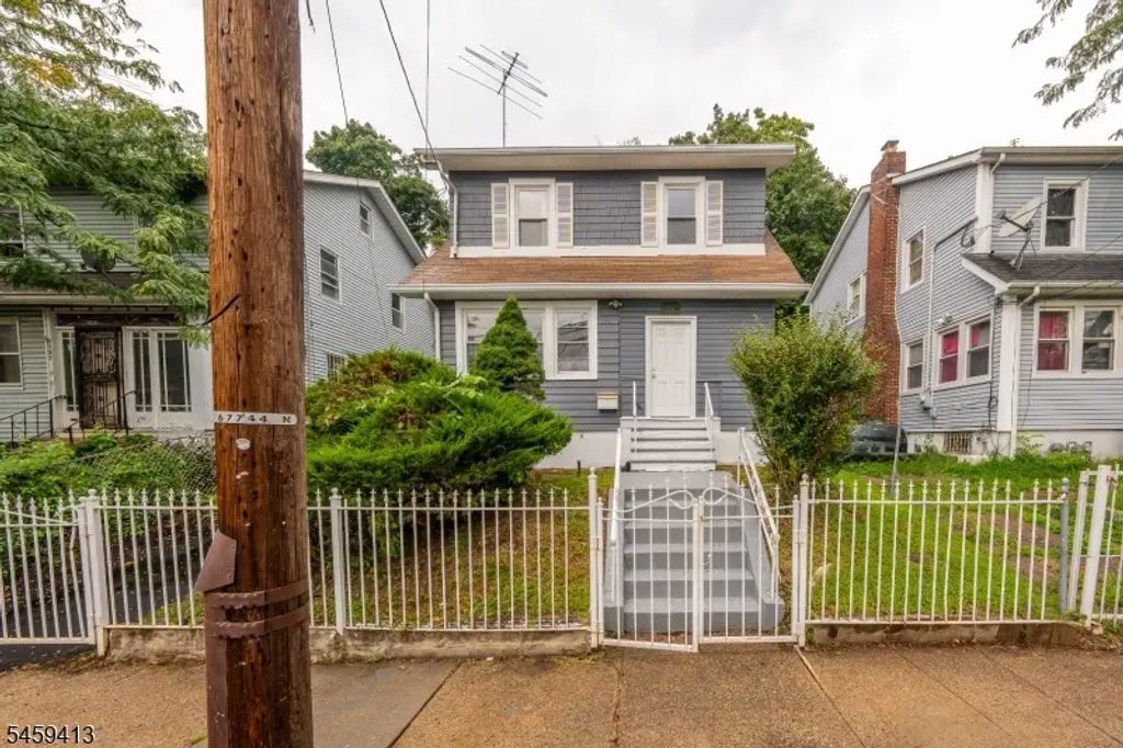 125 Pine Grove Ter, Newark City