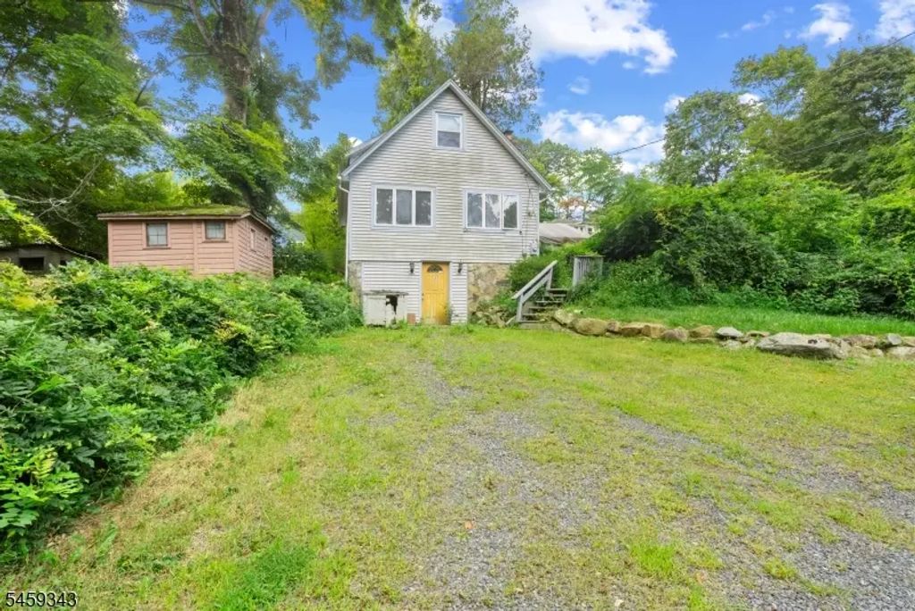 20 Pershing Ave, Jefferson Twp.