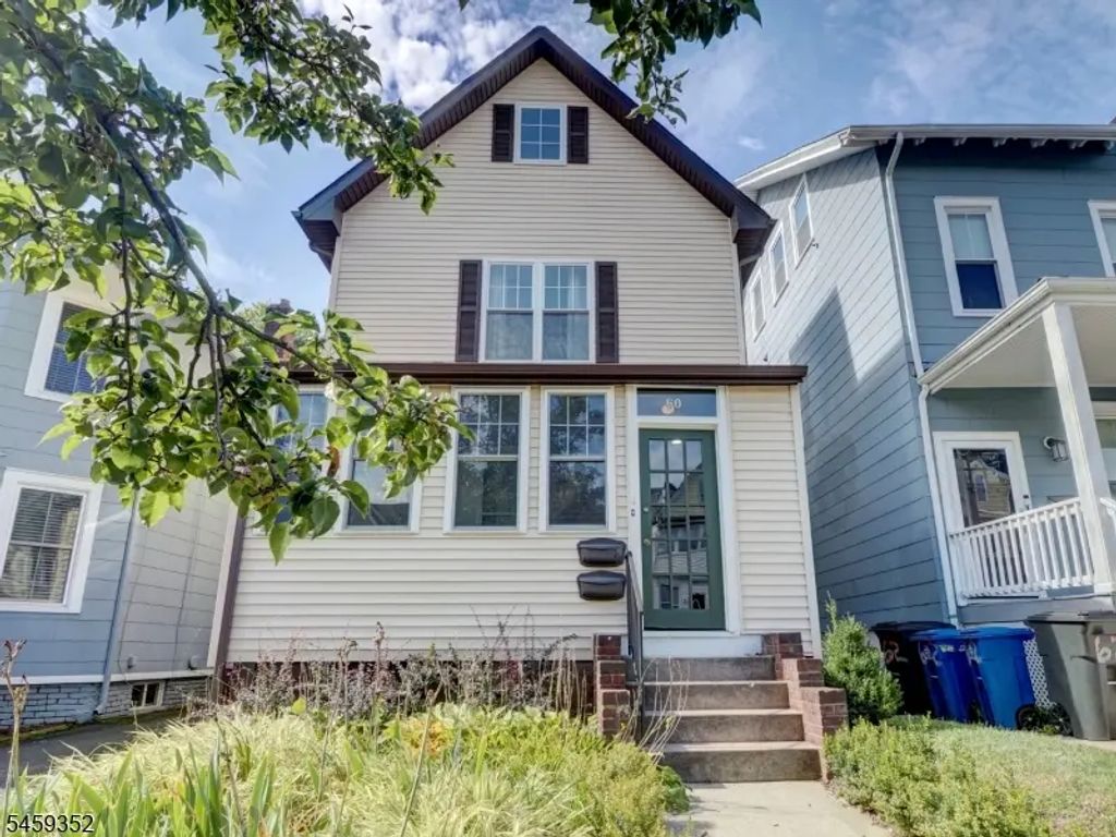 60 Montague Place 1, Montclair Twp.