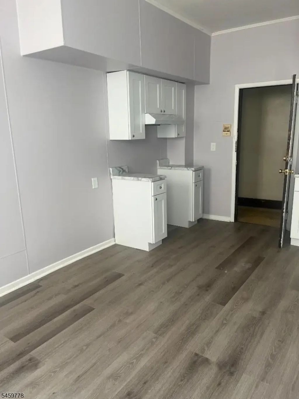 1055 Main Ave, Clifton City