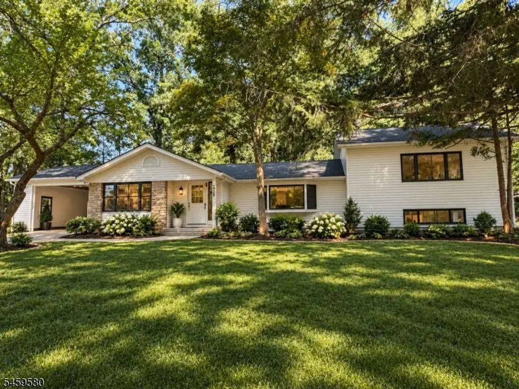 28 Deer Tr, Hardyston Twp.