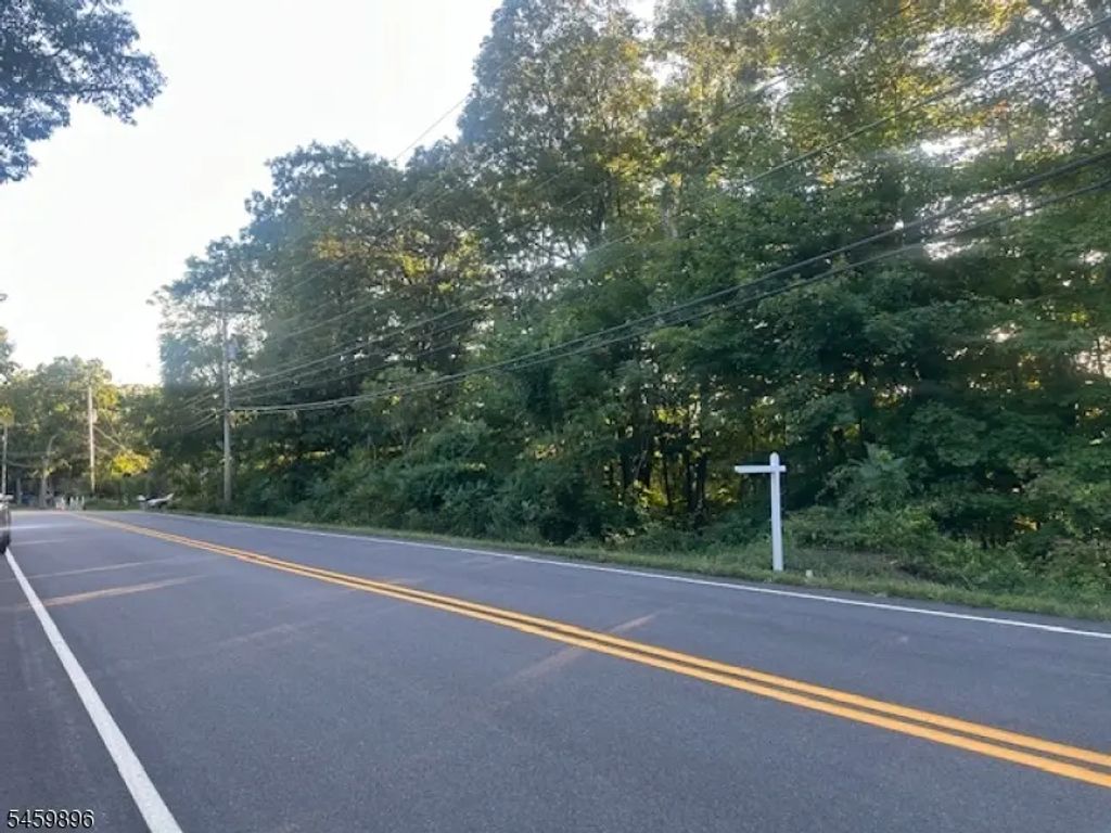 771 Canistear Rd, Vernon Twp.