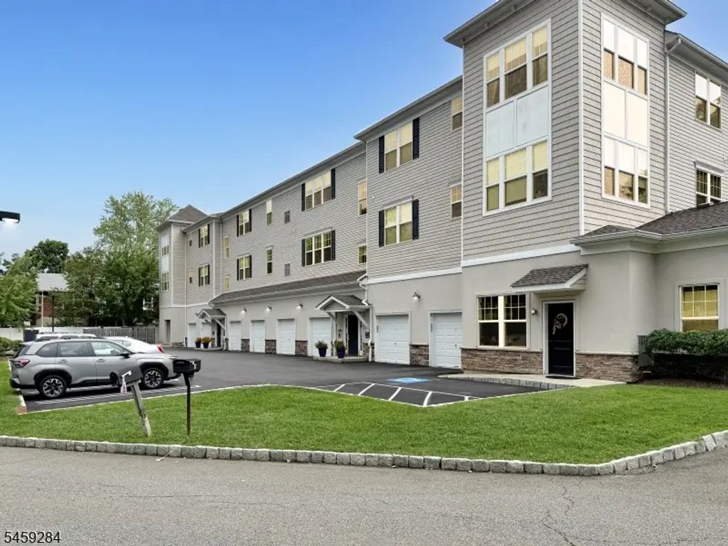 5 W River Styx Rdu-203, Hopatcong Boro