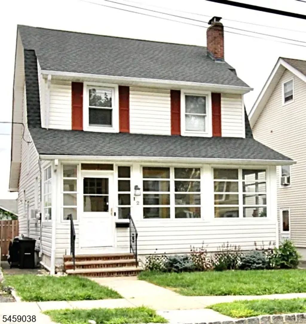 12 Randolph Pl, West Orange Twp.