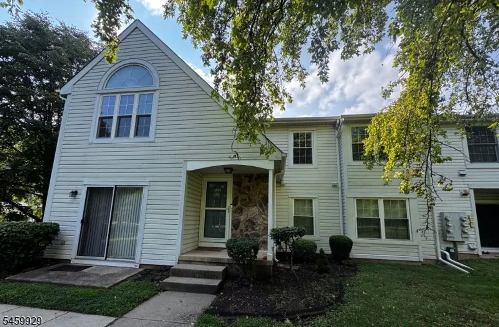 120 Wycombe Pl, Franklin Twp.