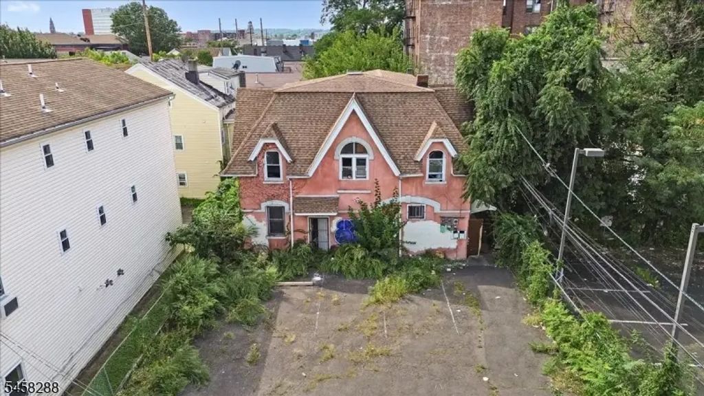 168 Carroll St, Paterson City