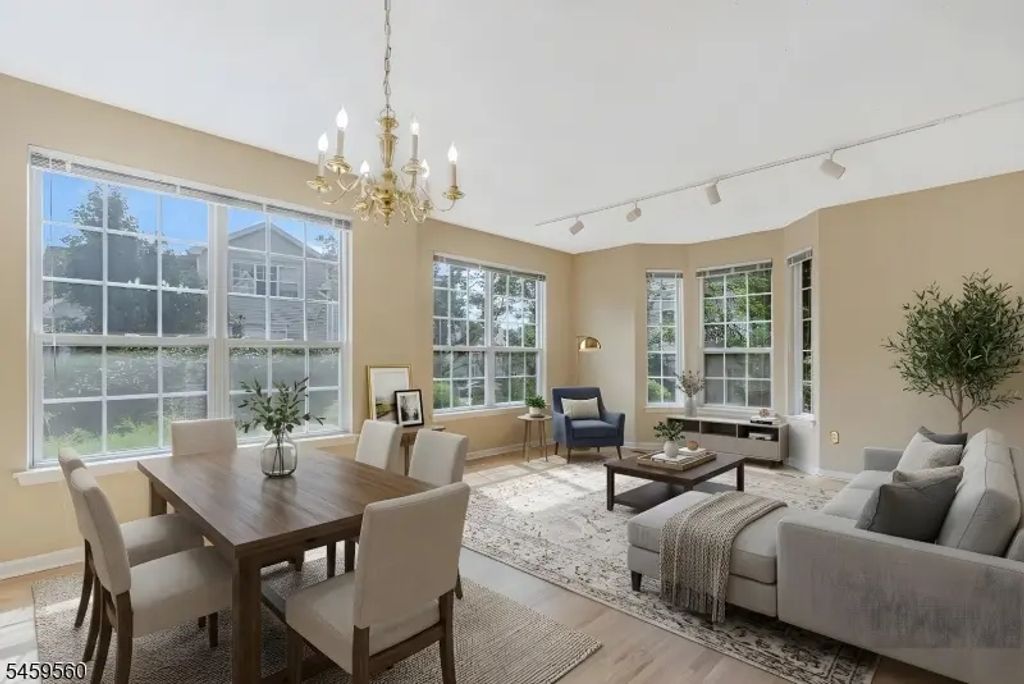 49 Wildflower Ln, Morris Twp.