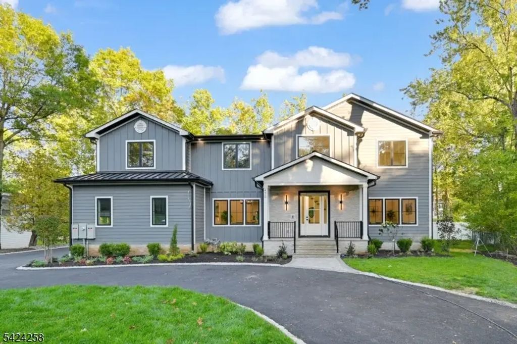 470 White Oak Ridge Rd, Millburn Twp.