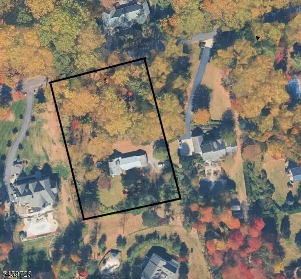 12 Jessica Ln, Warren Twp.