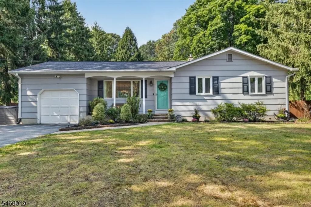 39 Piney Branch Rd, East Windsor Twp.