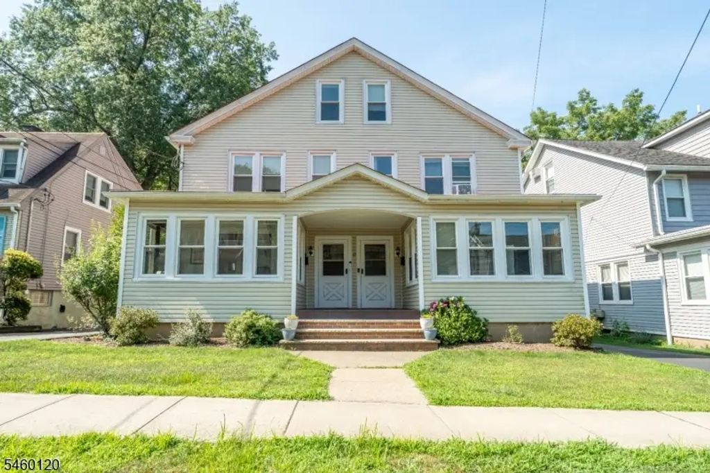 10 Marshall St, West Caldwell Twp.