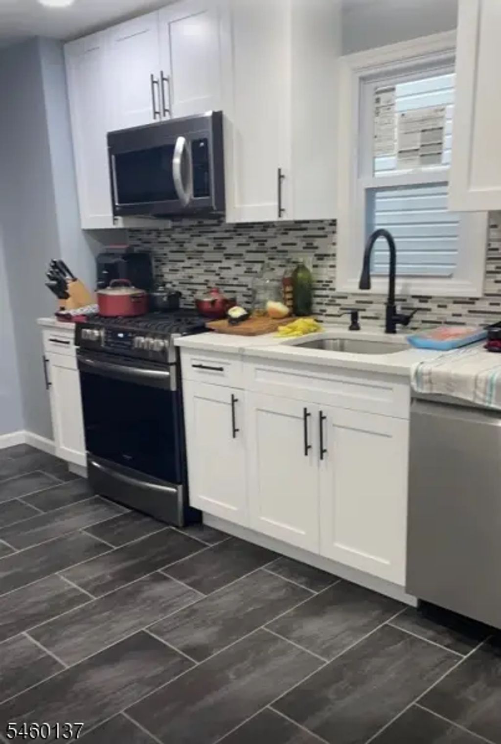 228 Elm St, Newark City