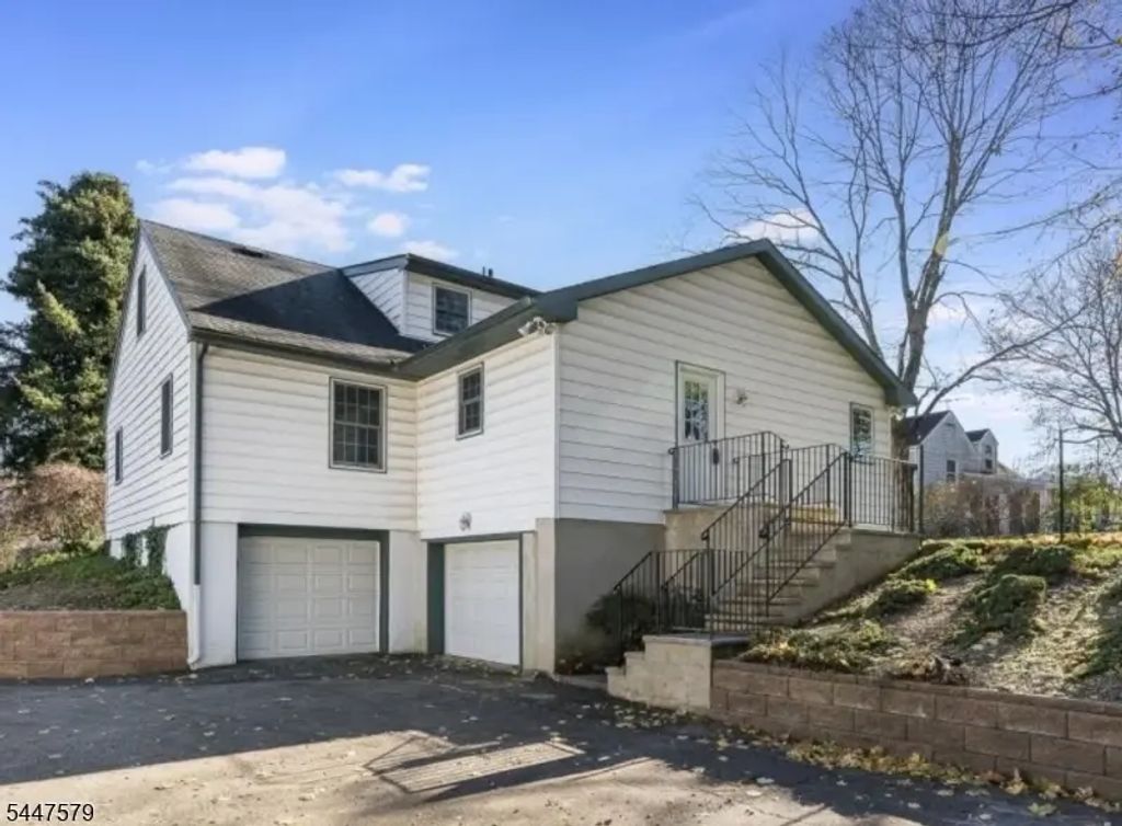 130 Littleton Rd, Morris Plains Boro