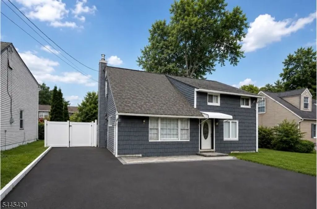 215 Johnson Ave, Piscataway Twp.
