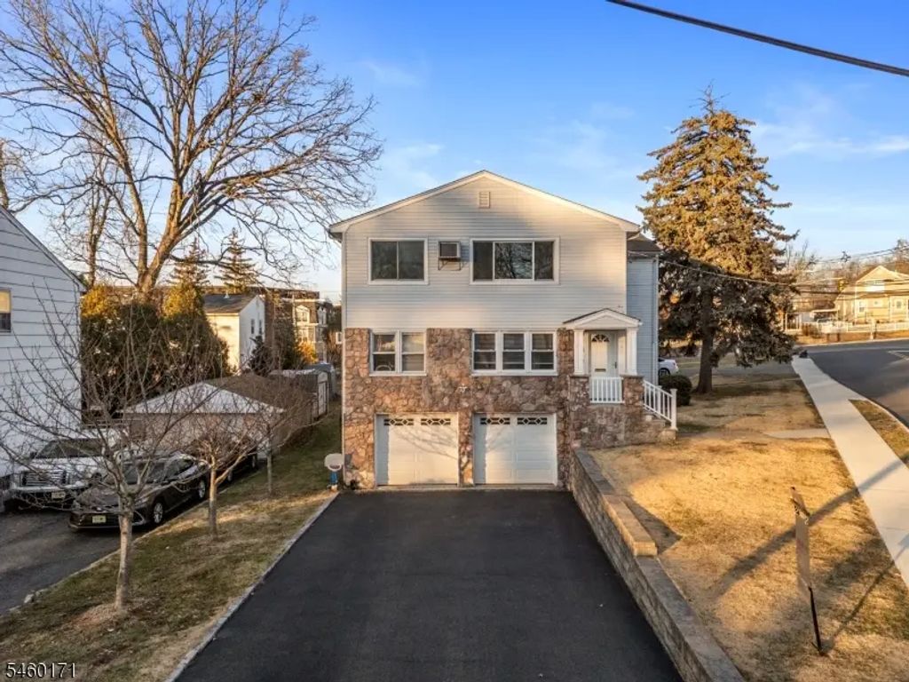 1 Dunn Rd, West Orange Twp.