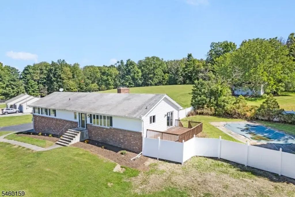 19 Dalrymple Rd, Frankford Twp.