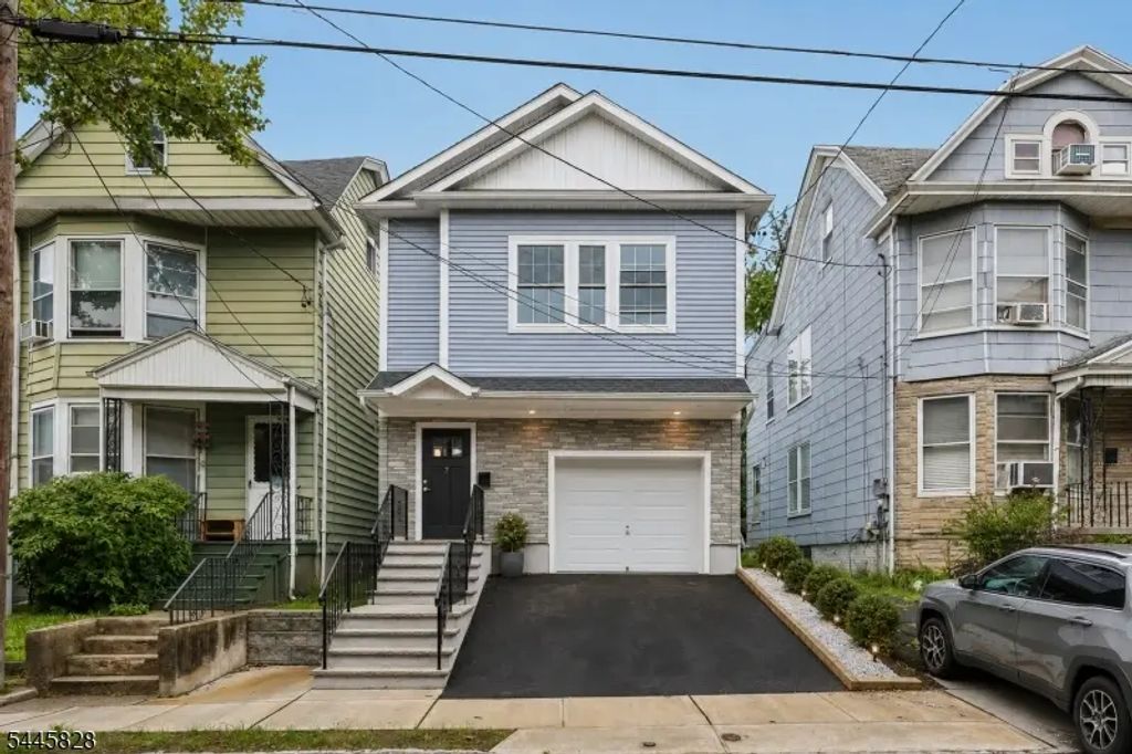 7 Terrace Pl, Belleville Twp.