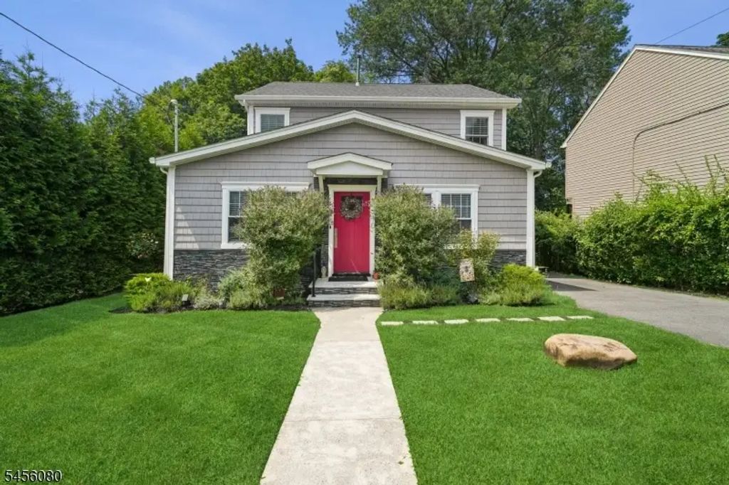 10 David Rd, Cedar Grove Twp.