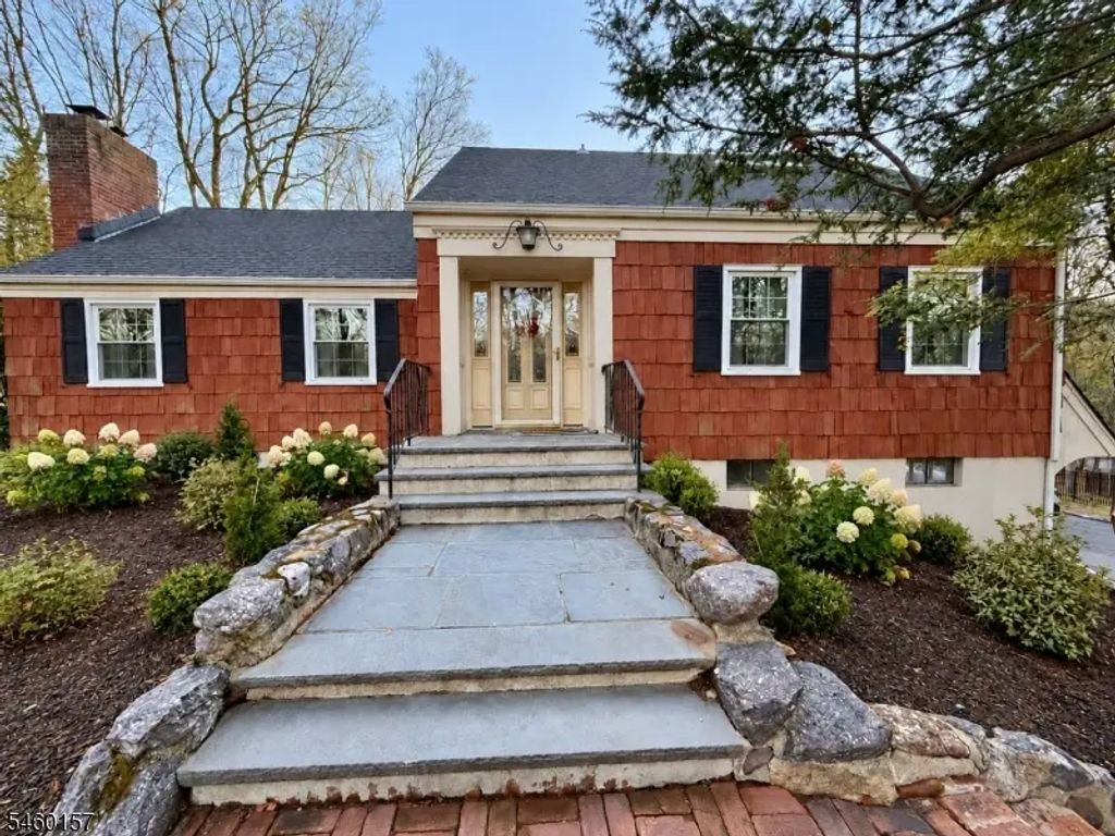 3 Gravel Hill Rd, Kinnelon Boro