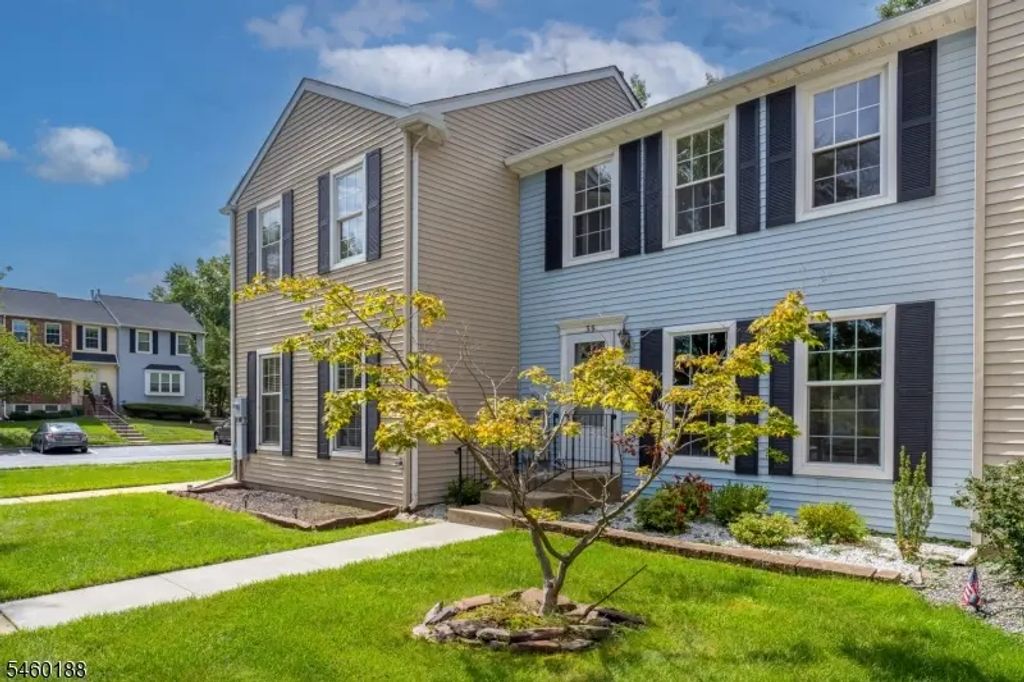 35 Byrnes Ln, Sayreville Boro