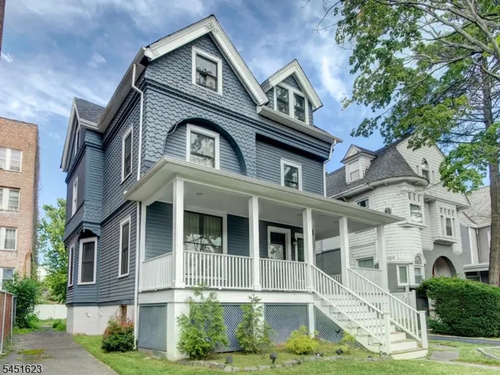 65 Glenwood Ave, East Orange City