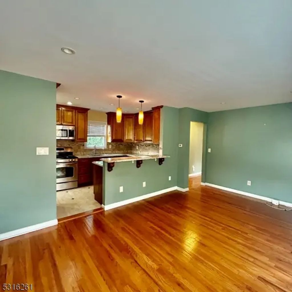 17 Pilgrim Ct, Bloomfield Twp.
