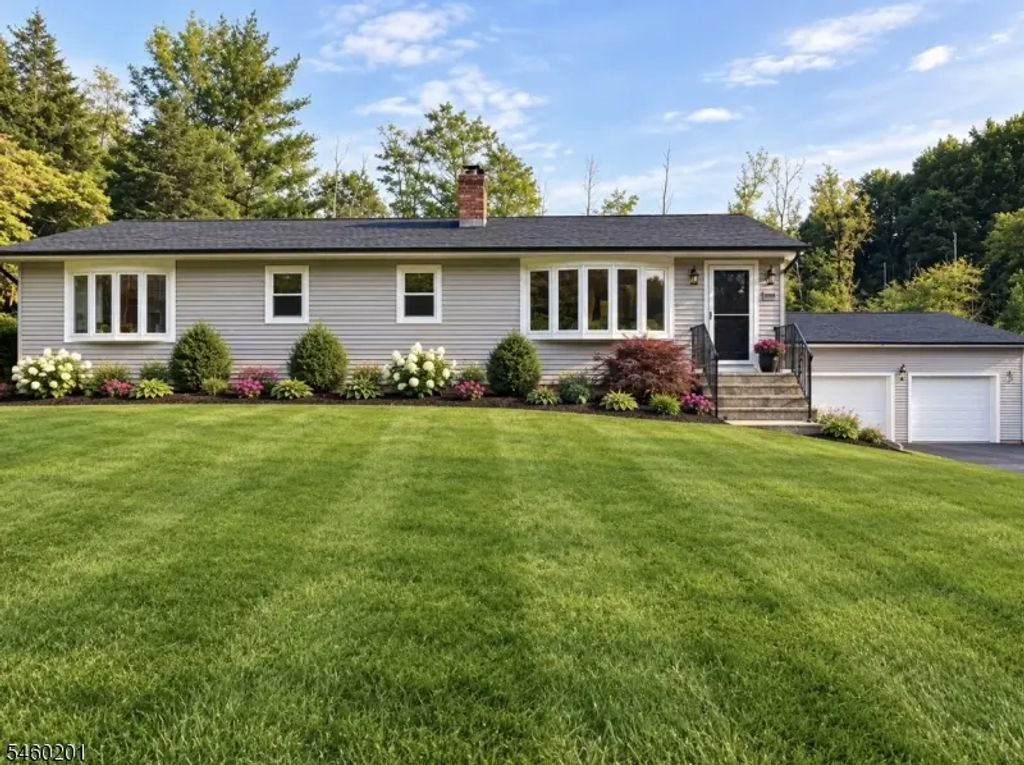 199 Church Rd, Holland Twp.