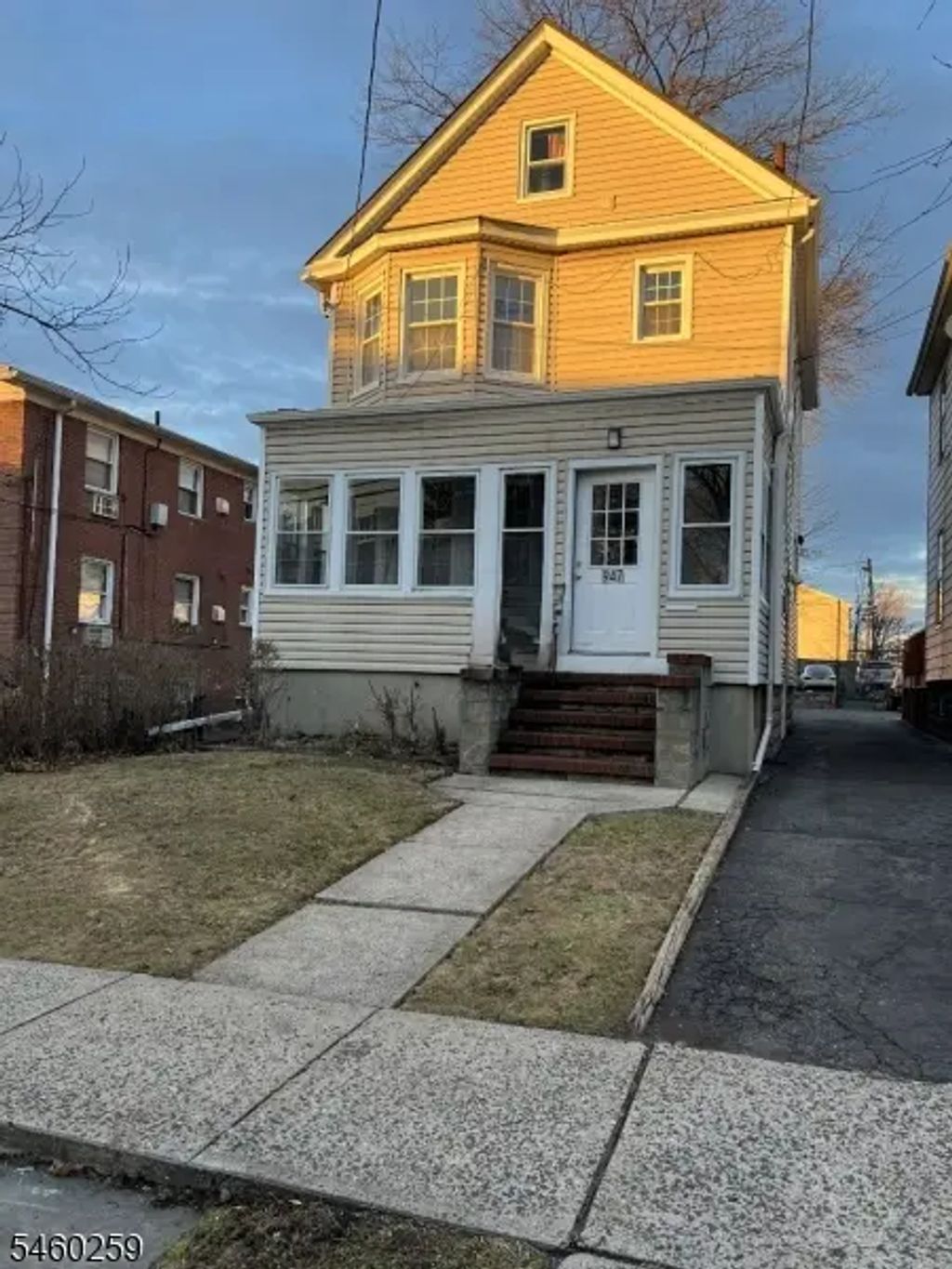 947 Grove St, Elizabeth City