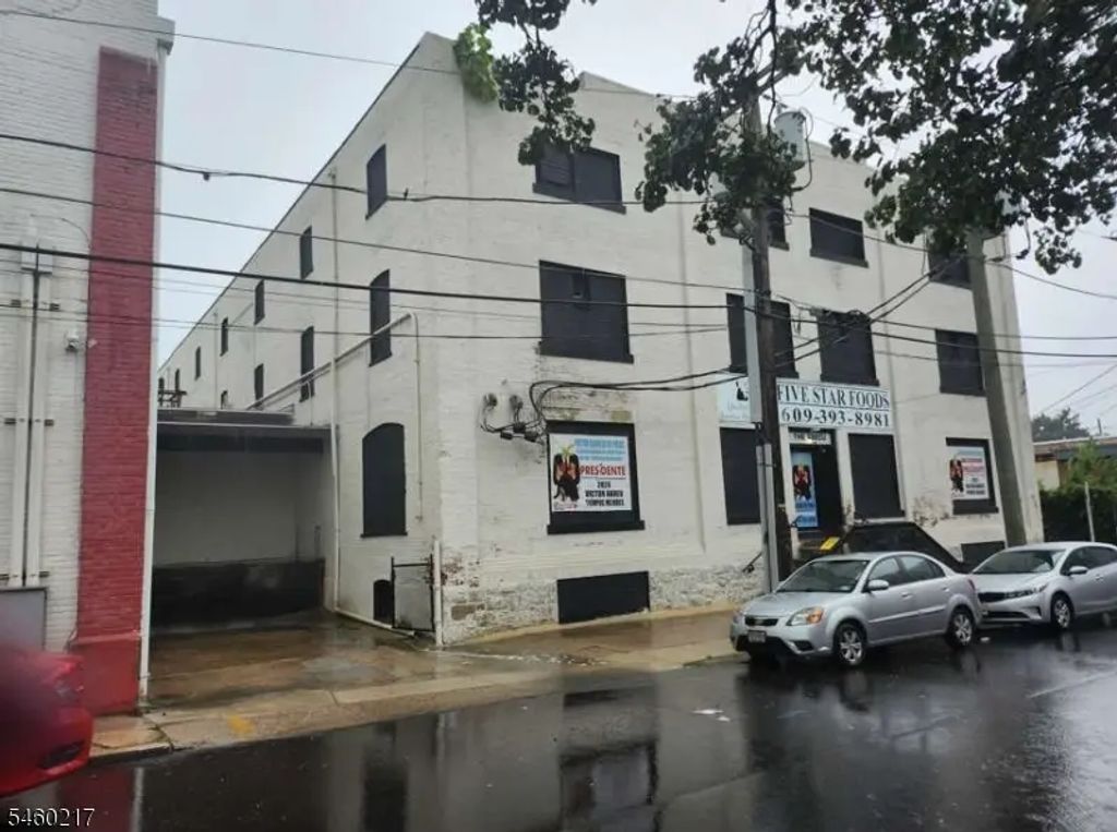 39 Tucker St, Trenton City