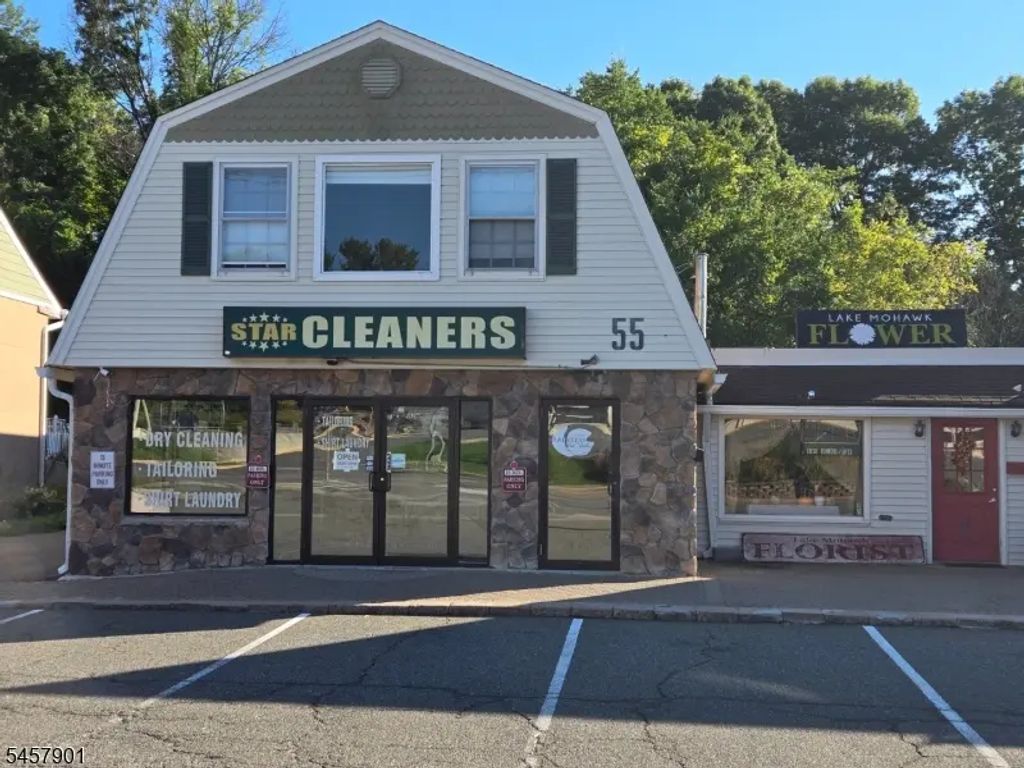 55 Sparta Ave, Sparta Twp.