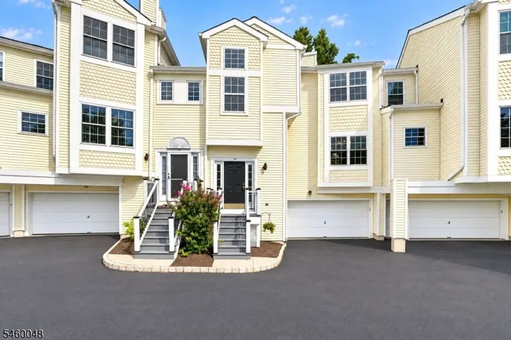 706 Dawson Pl, Hanover Twp.