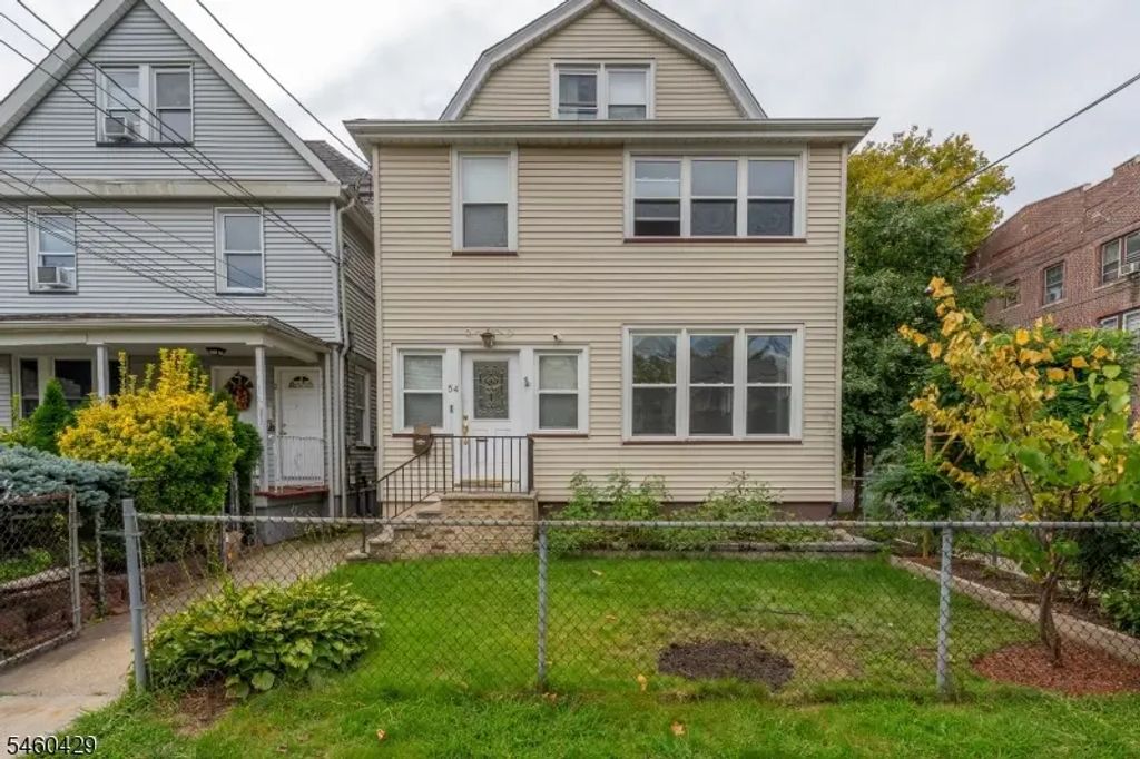 54 Llewellyn Ave, Bloomfield Twp.