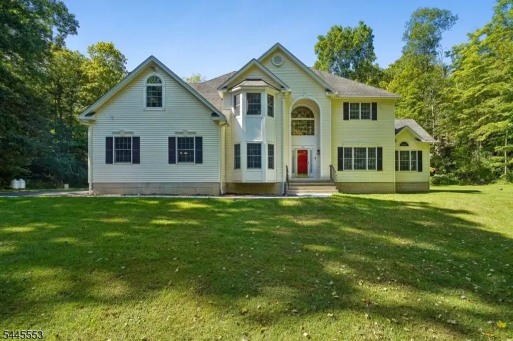 21 Misty Ln, Green Twp.
