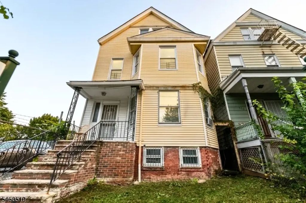 148 Fairmount Ave, Newark City