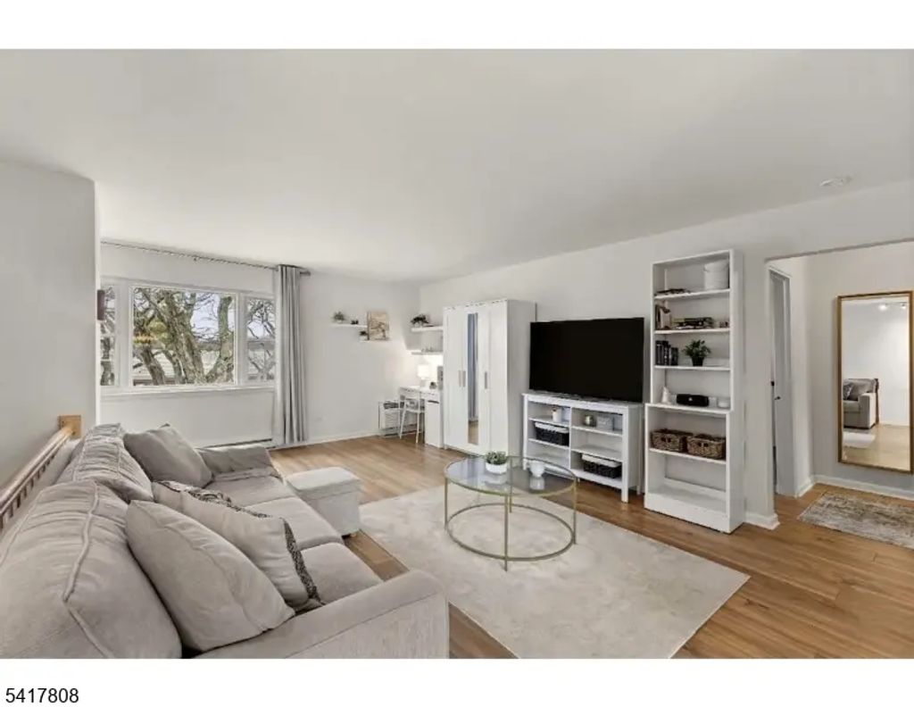 9 Wedgewood Dr, Verona Twp.