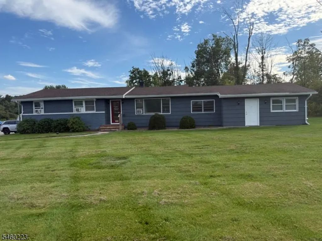 231 Main St, Clinton Twp.